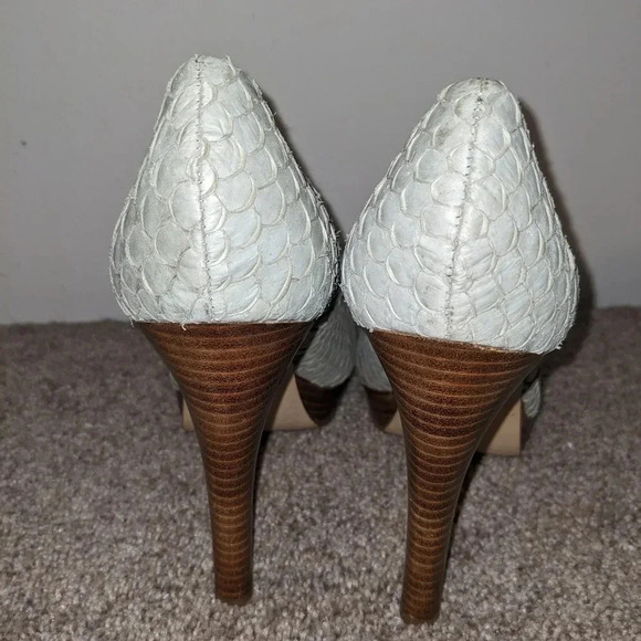 Calvin Klein Kendall Fish Scale Pumps Heels Sz. 10 - Picture 6 of 12